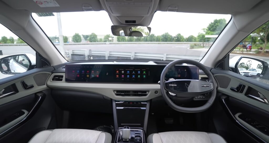 Mahindra XEV 9S eSUV: 680Km रेंज, प्रीमियम फीचर्स और दमदार परफॉर्मेंस के साथ नई इलेक्ट्रिक SUV 4 Mahindra XEV 9S eSUV