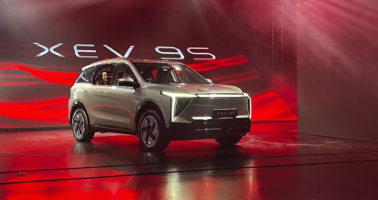 Mahindra XEV 9S eSUV